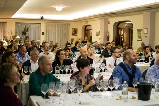 Savona, Ais Liguria presenta i nuovi corsi di formazione professionale per sommelier