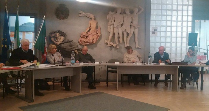 Borgio Verezzi entra in Ponente Acque, tra dubbi e paure Borgio Verezzi entra in Ponente Acque, tra dubbi e paure