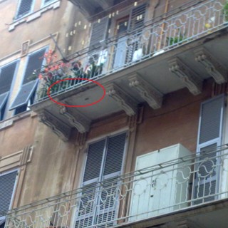 Savona: a Villapiana piovono cornicioni. Di nuovo