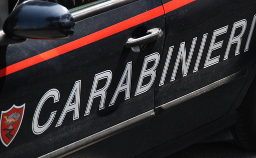 Celle Ligure, furti in abitazione e hotel: 15enne denunciato dai carabinieri
