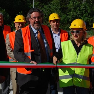 Nuova viabilità a Carcare, inaugurato il lotto 3B2 della Variante del Mulino Nuova viabilità a Carcare, inaugurato il lotto 3B2 della Variante del Mulino