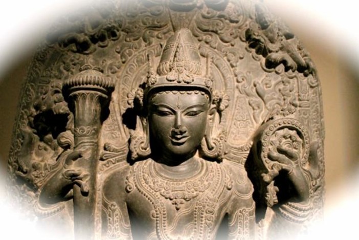 Che cos'è il vero "Tantra"? Ne parliamo alla Ubik di Savona