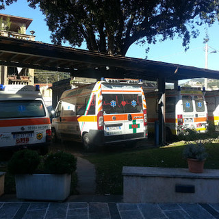 La Croce Verde di Finalborgo vicina ai cittadini: "Lontano dai giornali, il nostro impegno è immutato"