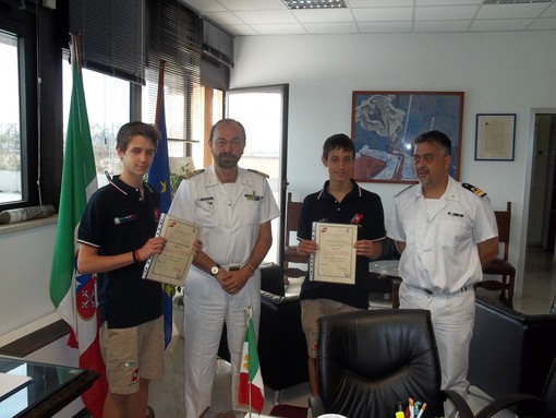 Capitaneria di Porto di Savona: campi estivi per la promozione della cultura della protezione dell'ambiente marino e della sicurezza della navigazione Capitaneria di Porto di Savona: campi estivi per la promozione della cultura della protezione dell'ambiente marino e della sicurezza della navigazione