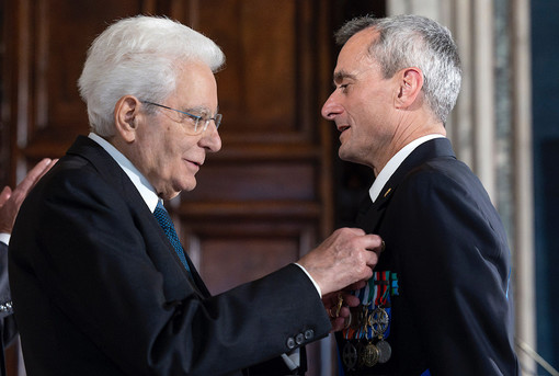 Il Contrammiraglio savonese Stefano Frumento insignito della Croce di “Cavaliere” dell’Ordine Militare d’Italia Il Contrammiraglio savonese Stefano Frumento insignito della Croce di “Cavaliere” dell’Ordine Militare d’Italia