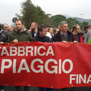 Piaggio, tuona la Fiom Cgil: "L'intervento del Governo non è più rinviabile"