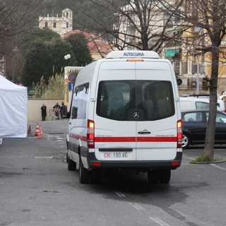 Coronavirus, in partenza da Finale gli ospiti dell'Hotel Corallo, Frascherelli: "Un grazie alla collaborazione di ospiti e personale" (FOTO e VIDEO)