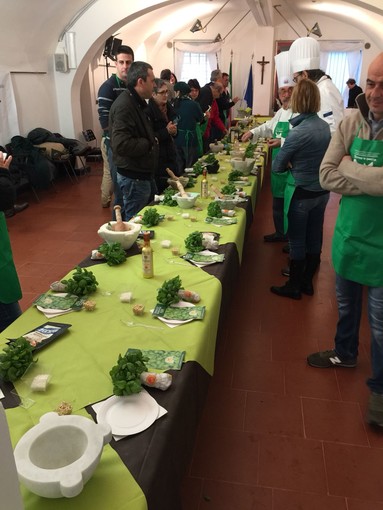 Celle, l’evento "Firma e Pesta" sbarca in sala consiliare (VIDEO) Celle, l’evento "Firma e Pesta" sbarca in sala consiliare (VIDEO)
