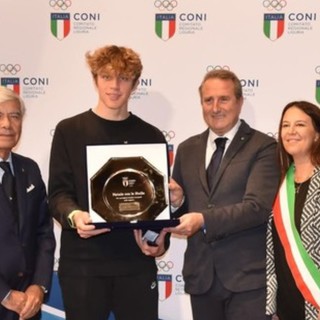 Ciclismo, l'alassino Luca Giaimi vince in Portogallo: i complimenti del sindaco Melgrati e dell'assessore Zucchinetti