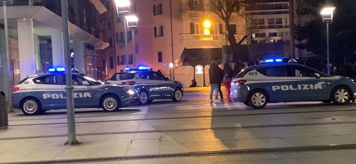"Mala movida" a Savona, potenziamento dei controlli in Darsena: il bilancio della Polizia di Stato