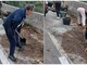 Savona, i residenti di via alla Strà di nuovo all'opera per ripulire la strada dai detriti