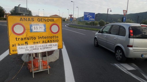 Chiusura notturna dell’Aurelia bis verso Alassio per lavori di restyling