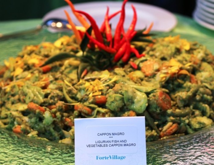 Suggerimenti e consigli dell'ultimo minuto per il cenone con piatti della tradizione e bollicine