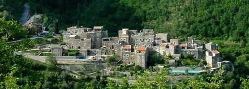 Turista tedesca si infortuna tra Nasino e Castelbianco
