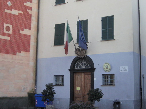 Carcare, Liceo Calasanzio: due borse di studio promosse dalla Sezione ANPI "Florindo Mario Ferraro" Carcare, Liceo Calasanzio: due borse di studio promosse dalla Sezione ANPI "Florindo Mario Ferraro"