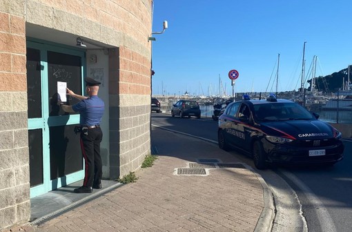 Aggressioni e furti all'interno e all'esterno della discoteca: il Questore chiude per 30 giorni l'Aegua di Varazze Aggressioni e furti all'interno e all'esterno della discoteca: il Questore chiude per 30 giorni l'Aegua di Varazze