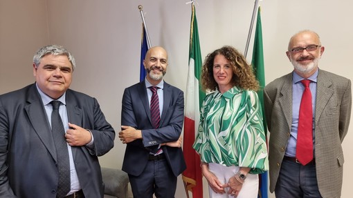 Scuola, l'assessore Cavo incontra il nuovo direttore dell'ufficio scolostico regionale Antimo Ponticiello Scuola, l'assessore Cavo incontra il nuovo direttore dell'ufficio scolostico regionale Antimo Ponticiello