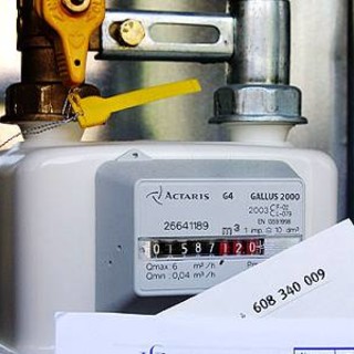 "Strani" accrediti nella bolletta dell'acqua: la contestazione dei cittadini più "attenti"