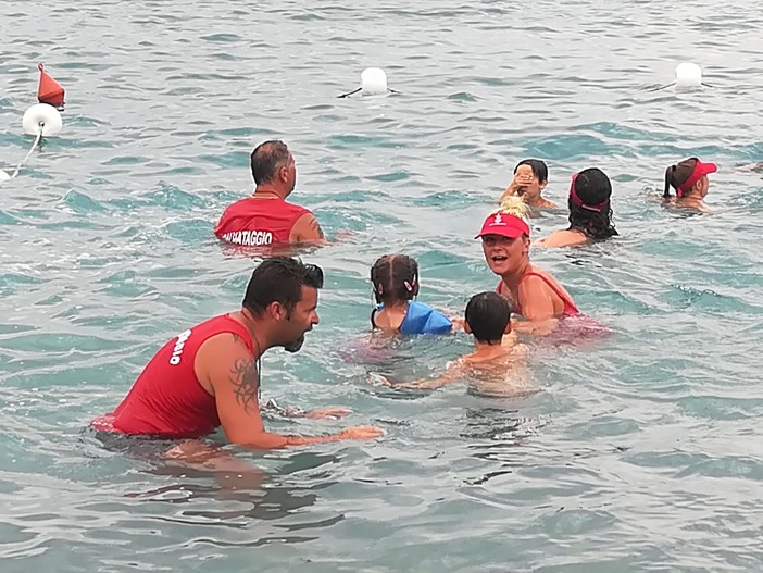 Spotorno: i bambini del campo solare alla scoperta del mare e dell’acquaticità Spotorno: i bambini del campo solare alla scoperta del mare e dell’acquaticità