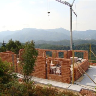 Opere pubbliche nel mirino dell'opposizione a Celle Ligure