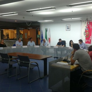 Borghetto S. Spirito, "Primato in dimissioni": la minoranza unita chiede lumi al sindaco Canepa dopo l'addio di Ester Cannonero Borghetto S. Spirito, "Primato in dimissioni": la minoranza unita chiede lumi al sindaco Canepa dopo l'addio di Ester Cannonero