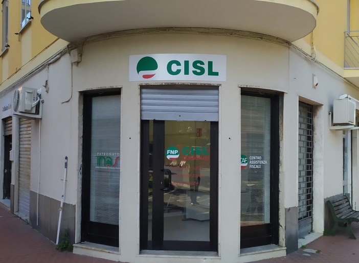 Albisola, nuova sede della Cisl Pensionati (FOTO) Albisola, nuova sede della Cisl Pensionati (FOTO)