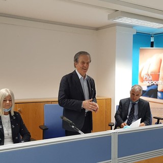 "Compra locale, il tuo territorio vivrà": via all'iniziativa di Confcommercio e Carige
