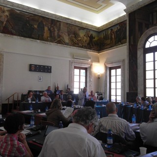 A Savona la minoranza chiede un consiglio comunale su Ata, Parino: "Svelare le contraddizioni del Pd"