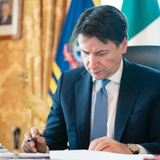 Covid, nuovo decreto in vigore da domani: ecco cosa si può fare