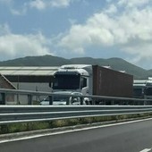 Traffico in tilt tra Savona, Vado e Quiliano, Olivieri replica: "Inaccettabile che la Provincia sia identificata come unico responsabile"