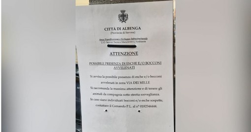 Albenga, cartelli di avviso in via dei Mille: “Possibile presenza di esche o bocconi avvelenati” Albenga, cartelli di avviso in via dei Mille: “Possibile presenza di esche o bocconi avvelenati”
