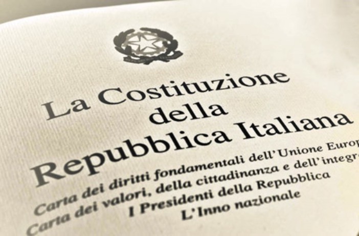Savona, incontro dei comitati per il "SI" in Sala Rossa Savona, incontro dei comitati per il "SI" in Sala Rossa