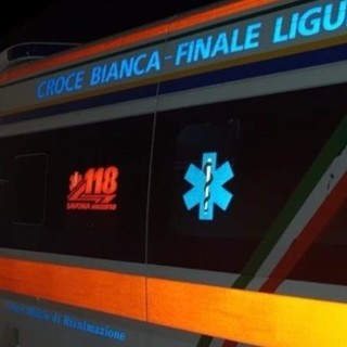 Un capriolo gli taglia la strada sulla Sp490 a Gorra, scooterista ricoverato  in codice giallo