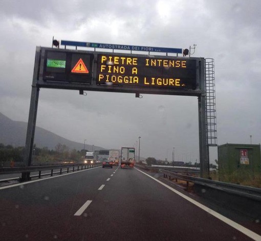 Sulla A10 Genova-Ventimiglia attenzione per:“Pietre intense fino a pioggia ligure”