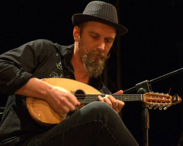 Cosa vorreste dal futuro sindaco di Savona? Il mandolinista Carlo Aonzo: "La città deve avere un'identità. Il Priamar e il San Giacomo vanno sfruttati e valorizzati"