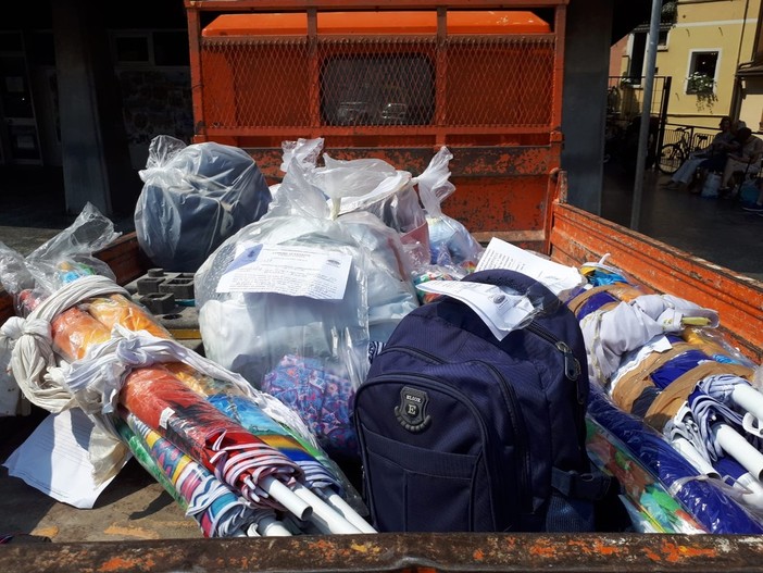 Varazze, prosegue l'azione sul territorio per contrastare il commercio illegale