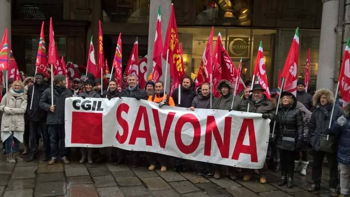 Pensioni, ieri la mobilitazione della Cgil: una delegazione da Savona ha preso parte alla manifestazione di Torino