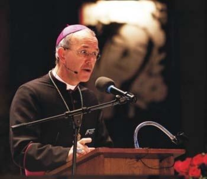 Laigueglia: presentazione del libro "Dominus Est - Riflessioni di un Vescovo dell'Asia Centrale" di Mons. Athanasius Schneider Laigueglia: presentazione del libro "Dominus Est - Riflessioni di un Vescovo dell'Asia Centrale" di Mons. Athanasius Schneider