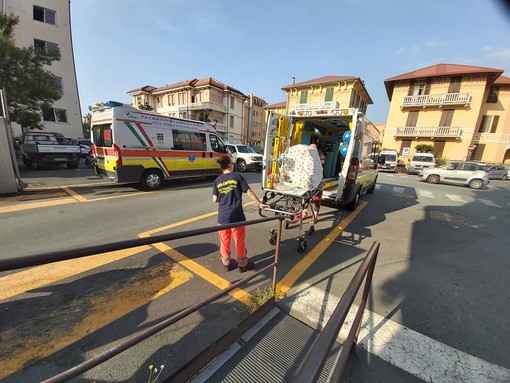 Albissola, la Croce Oro trasporta un bimbo dal Gaslini di Genova al San Paolo di Savona con la culla termica