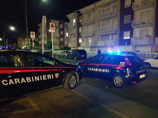 Albenga, giovane donna rientra a casa e trova la nonna morta e la madre in gravi condizioni (FOTO e VIDEO)