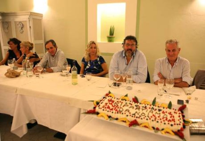 Albenga, metti una sera a cena con Scajola Albenga, metti una sera a cena con Scajola