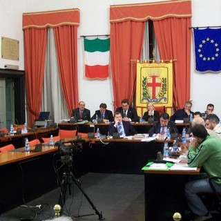 Albenga, consiglio comunale del 25 settembre. Quindici i punti all’ordine del giorno