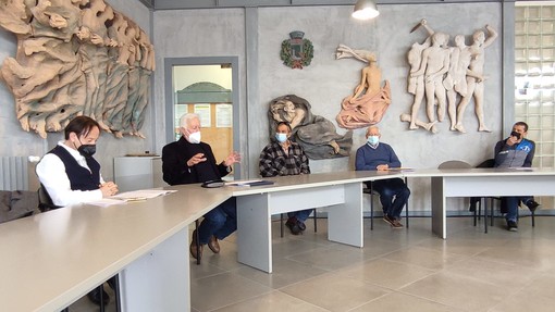 "La cipolla social": Borgio Verezzi lancia una nuova De.Co per ripartire dalle tradizioni "La cipolla social": Borgio Verezzi lancia una nuova De.Co per ripartire dalle tradizioni