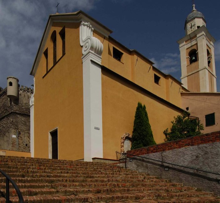 Diocesi, don Michele Farina diventa parroco della chiesa di San Martino a Bergeggi