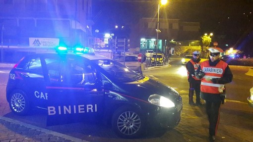 Pietra Ligure, insulti e minacce alla madre per soldi: arrestato un 28enne di Cuneo