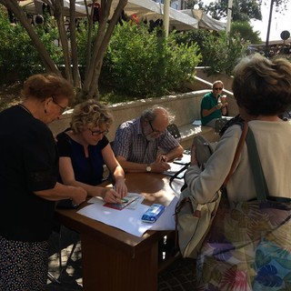 Celle, grande risposta dei cittadini contro la chiusura del centro prelievi
