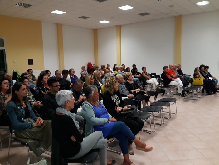 Carcare premia le realtà commerciali e artigianali a conduzione familiare