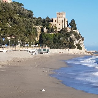 Finale, spiagge e sentieri: ecco la nuova ordinanza. Frascherelli: "Senza chiare linee guida giusto mantenere queste misure" Finale, spiagge e sentieri: ecco la nuova ordinanza. Frascherelli: "Senza chiare linee guida giusto mantenere queste misure"