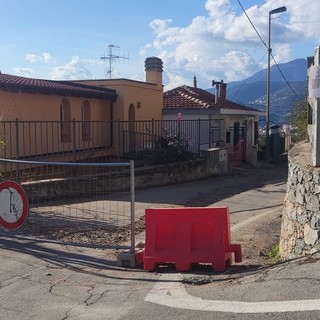 Borgio, minoranza perplessa sul cantiere di via Nazario Sauro: "Enormi disagi, l'amministrazione doveva informare chiaramente la cittadinanza" Borgio, minoranza perplessa sul cantiere di via Nazario Sauro: "Enormi disagi, l'amministrazione doveva informare chiaramente la cittadinanza"