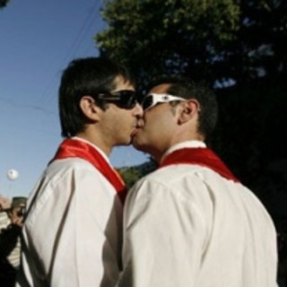 Terapie per "curare i gay"